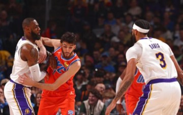 湖人新首发不完美！队记指出漏洞 哈姆还会变阵？