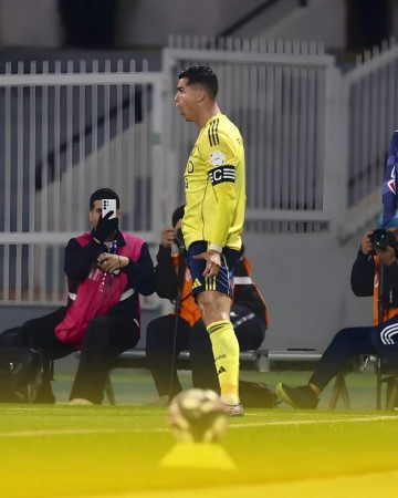 kaiyun-C罗制胜+解锁960球，连创3大纪录！2-1险胜保级队，胜利拒绝爆冷