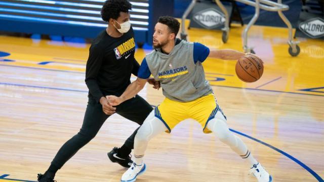 Leandro-Barbosa-Steph-Curry-USATSI-15507679.jpg